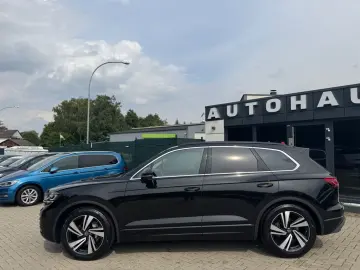 Touareg 3.0 TDI 210 kW 4M Elegance StHz AHK KAM