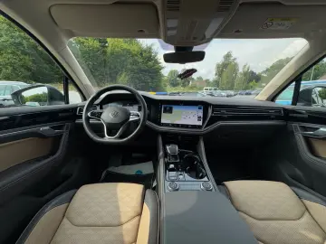 Touareg 3.0 TDI 210 kW 4M Elegance StHz AHK KAM