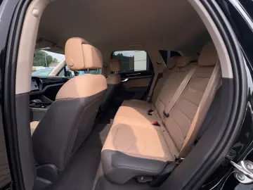 Touareg 3.0 TDI 210 kW 4M Elegance StHz AHK KAM