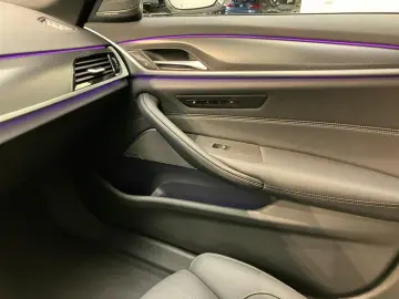 545e xDrive M Sport Innovation 360  H K Massage