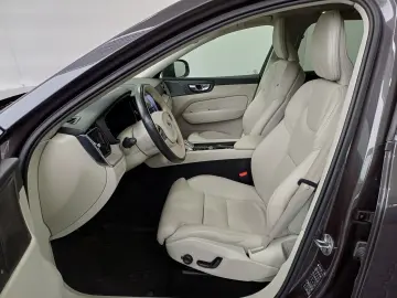 Volvo XC60 B5 AWD Inscription