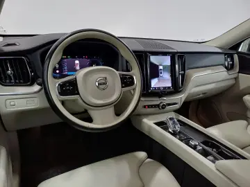 Volvo XC60 B5 AWD Inscription