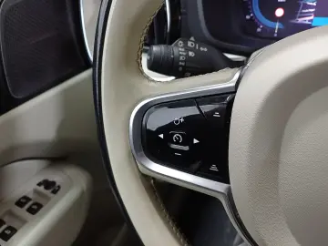 Volvo XC60 B5 AWD Inscription