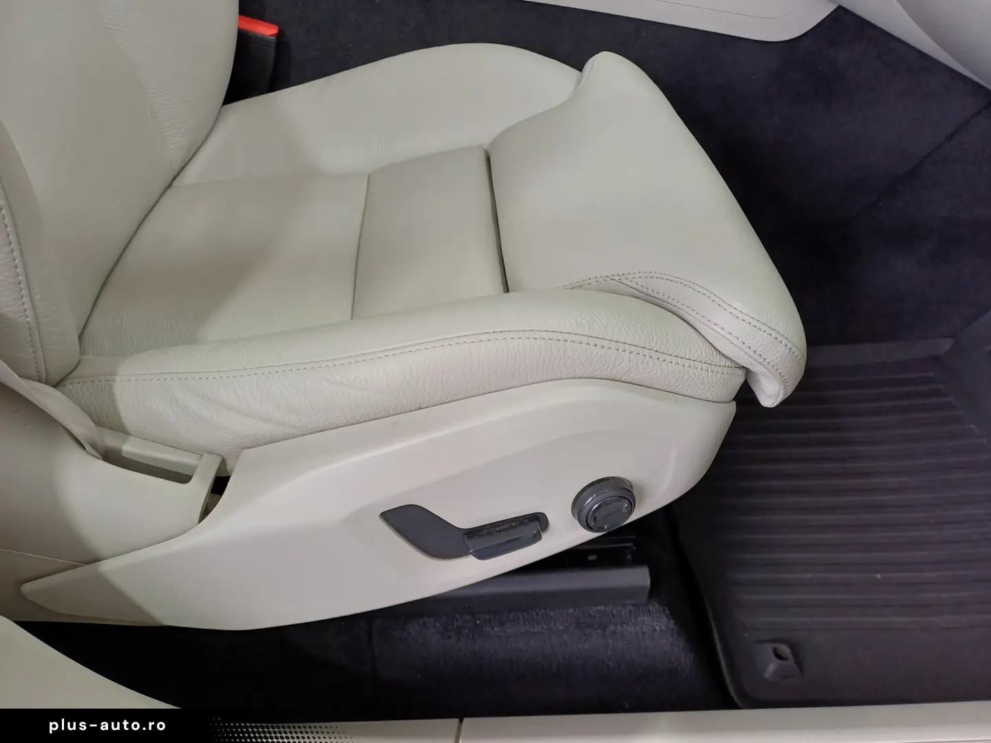 Volvo XC60 B5 AWD Inscription