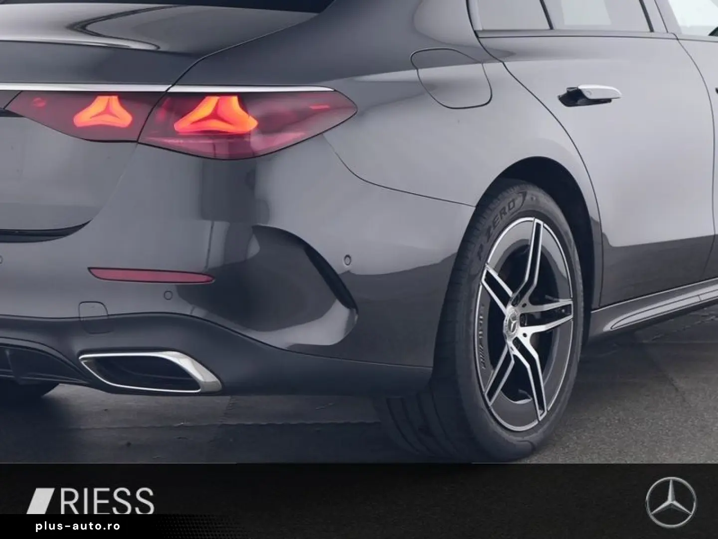 E 300 e AMG Sport Night Distr Pano AHK W-Paket