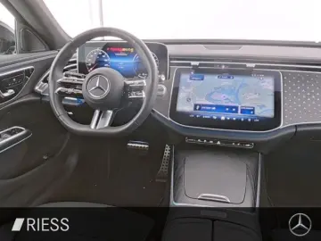 E 300 e AMG Sport Night Distr Pano AHK W-Paket