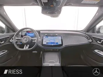 E 300 e AMG Sport Night Distr Pano AHK W-Paket