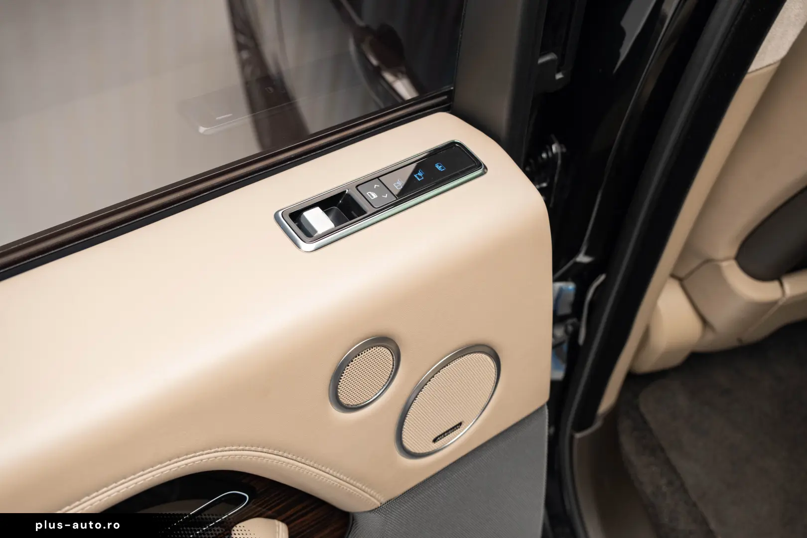 Range Rover Autobiography