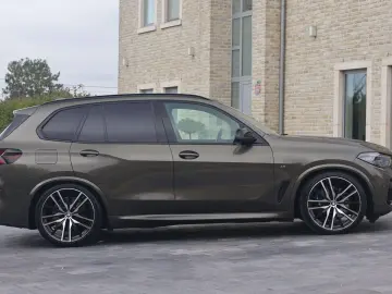 X5 M 50i Utilitaire  Individual  Attelage  Harma