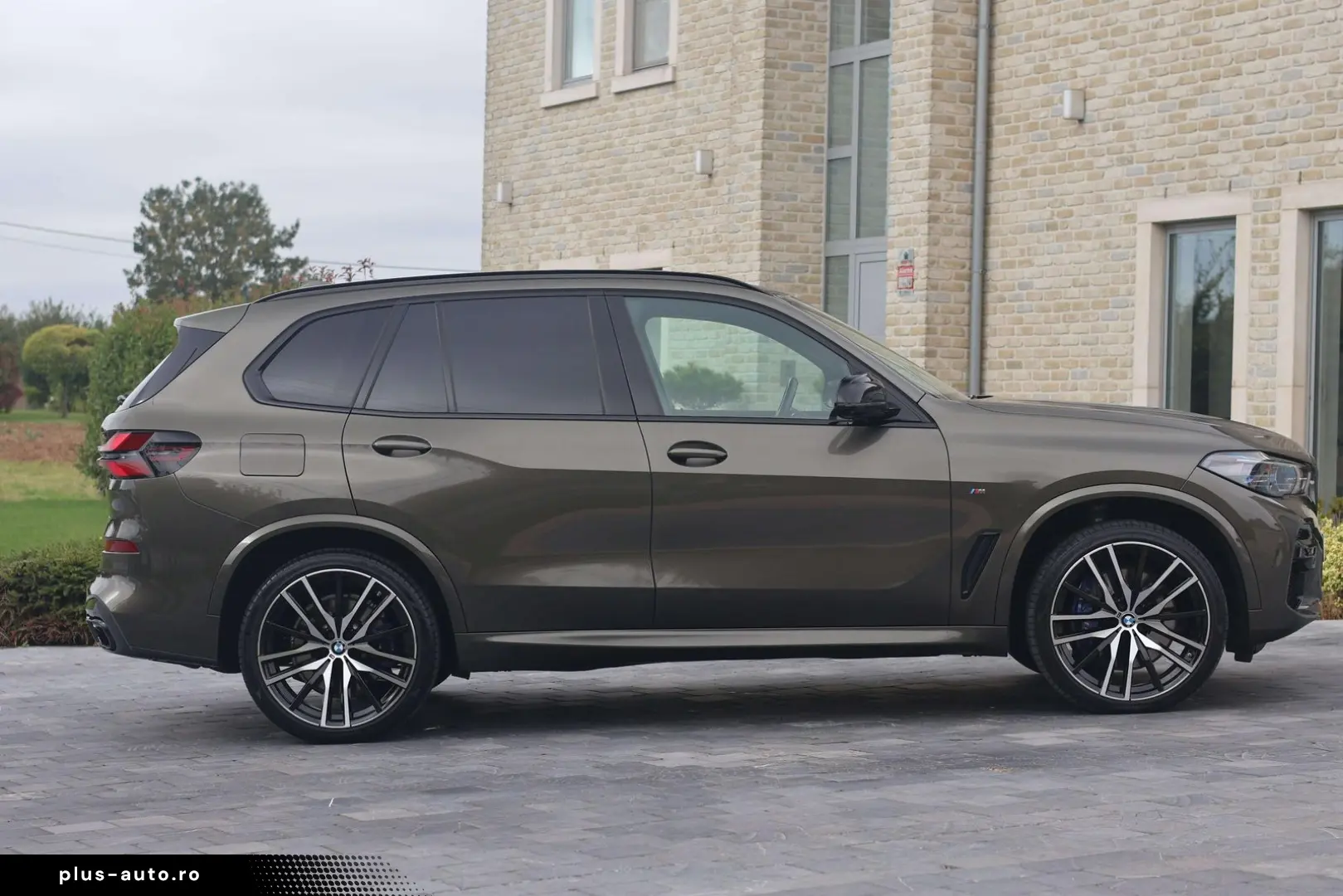 X5 M 50i Utilitaire  Individual  Attelage  Harma
