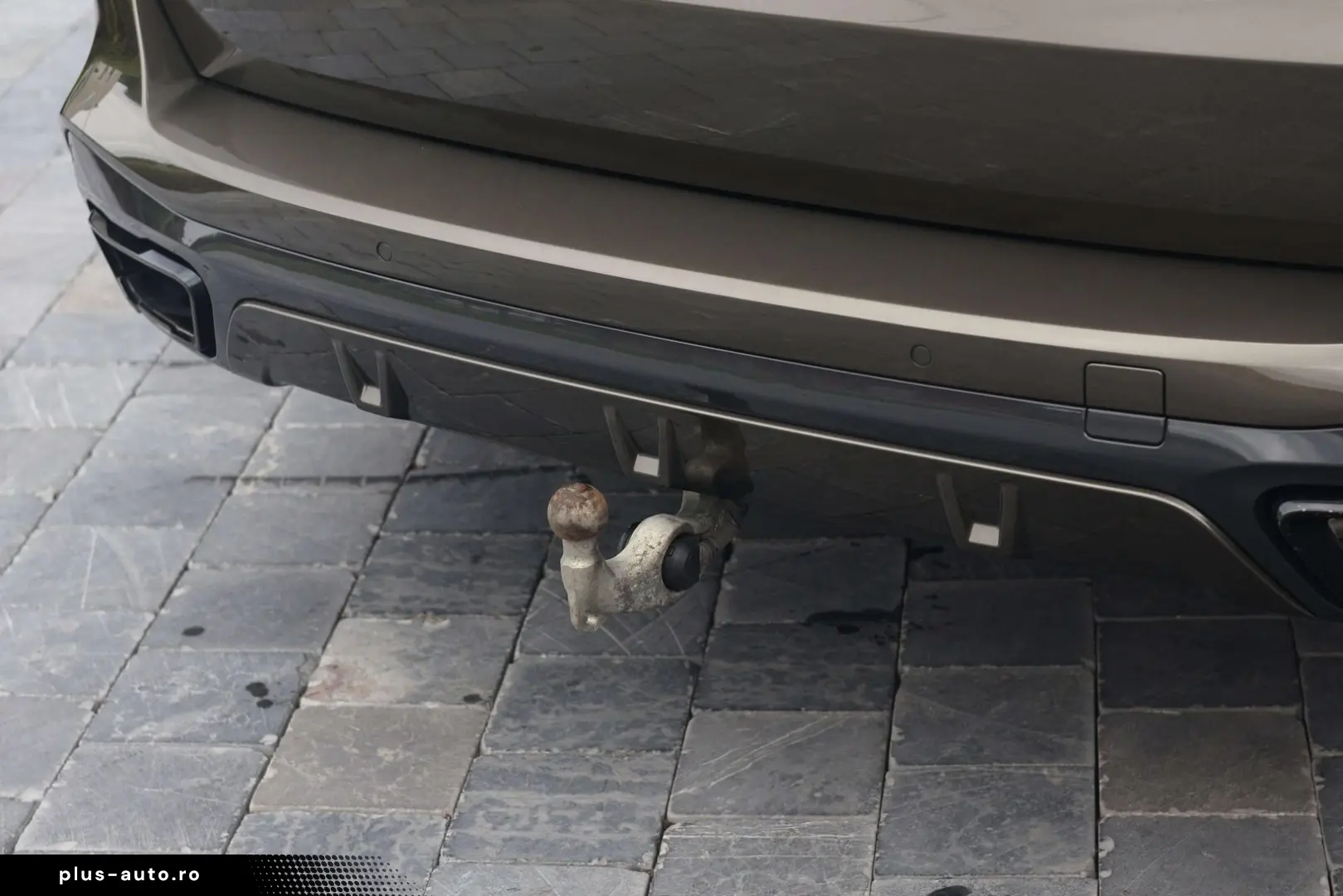 X5 M 50i Utilitaire  Individual  Attelage  Harma