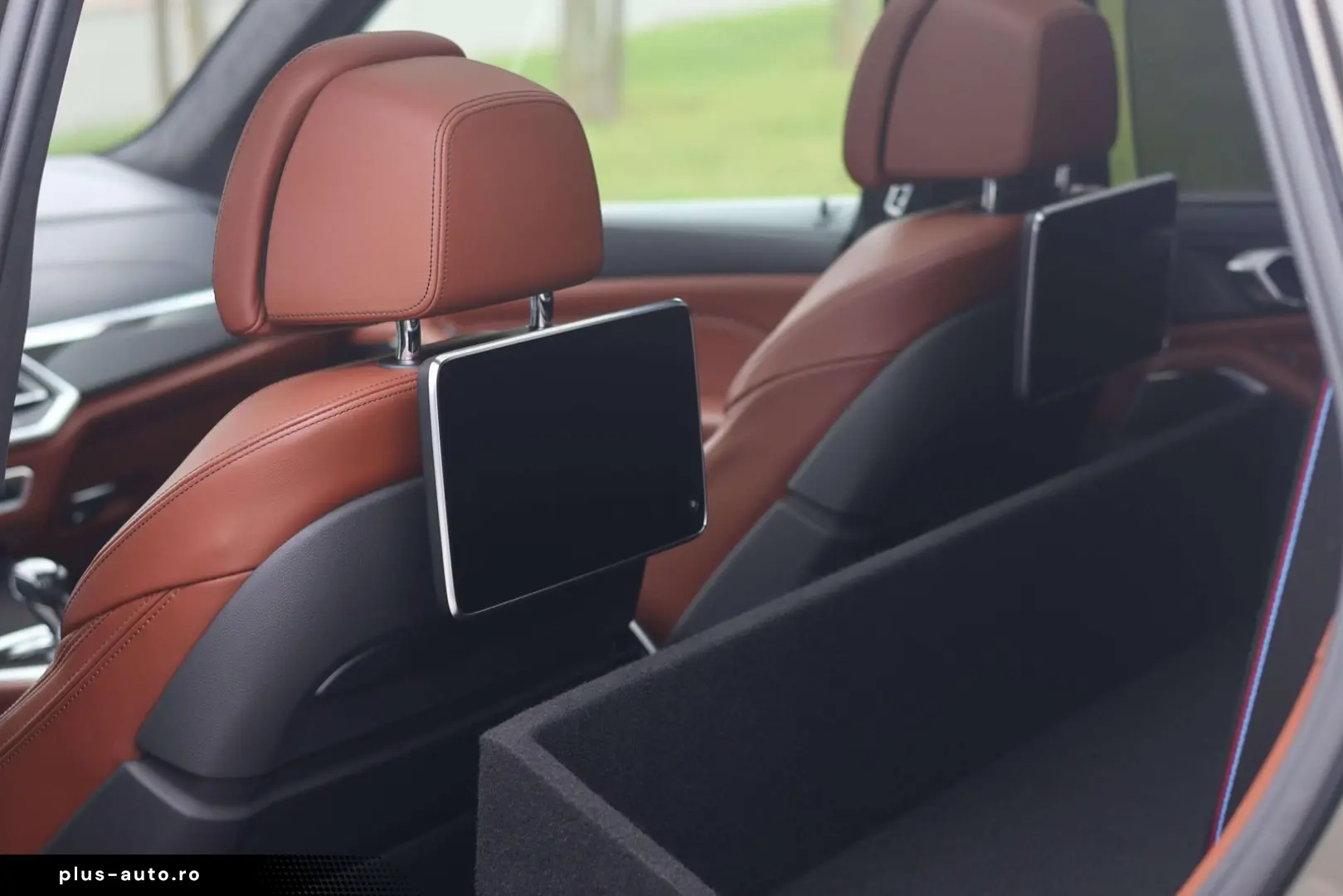 X5 M 50i Utilitaire  Individual  Attelage  Harma