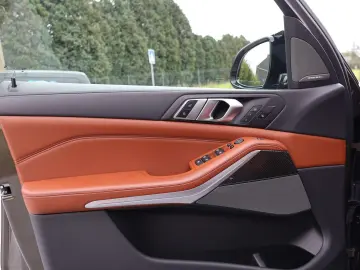 X5 M 50i Utilitaire  Individual  Attelage  Harma