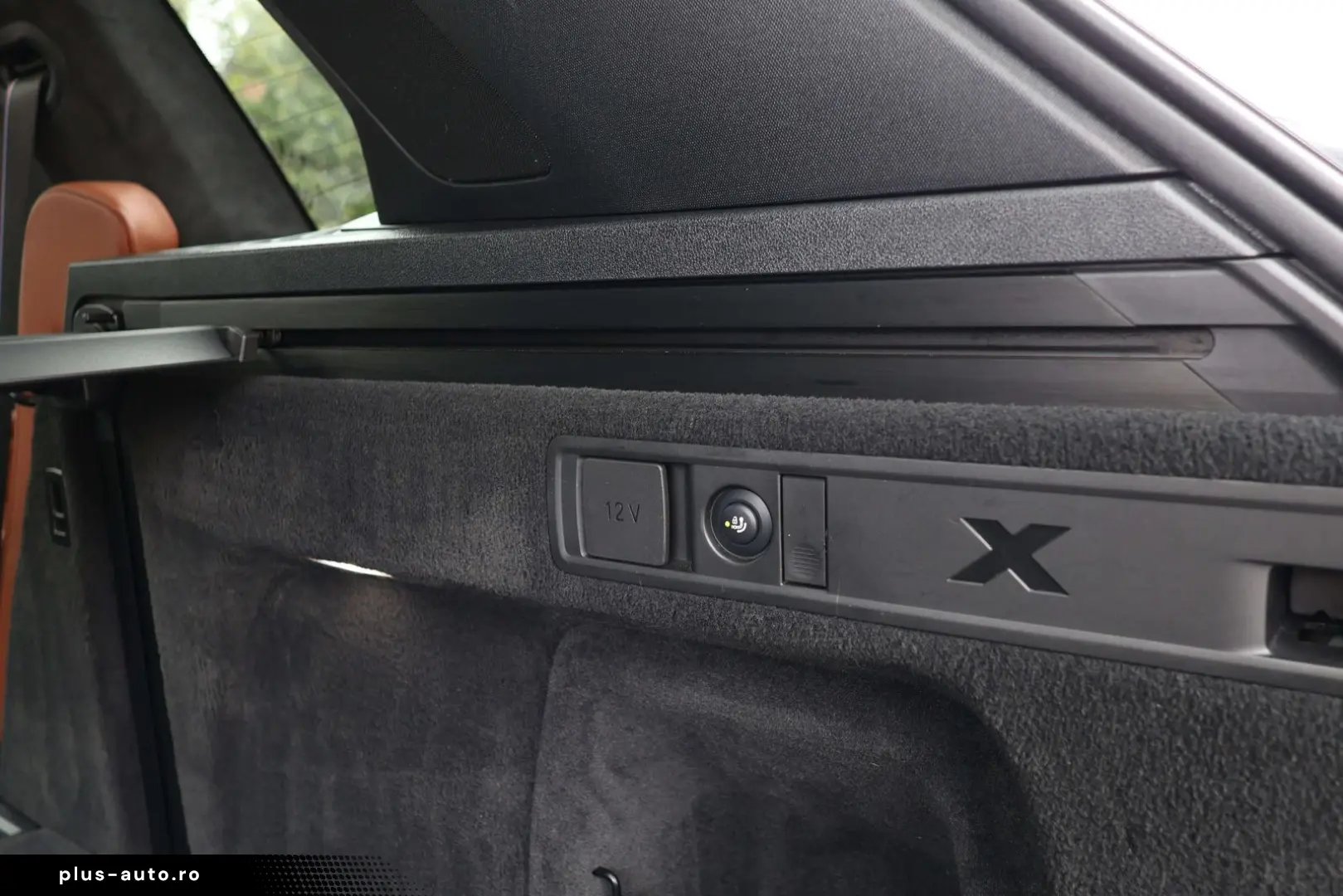 X5 M 50i Utilitaire  Individual  Attelage  Harma