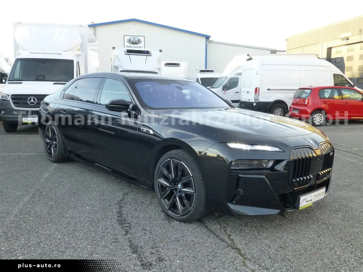 M760 7 M760 e xDrive Cinema Sky Lounge 2x 21 Zol