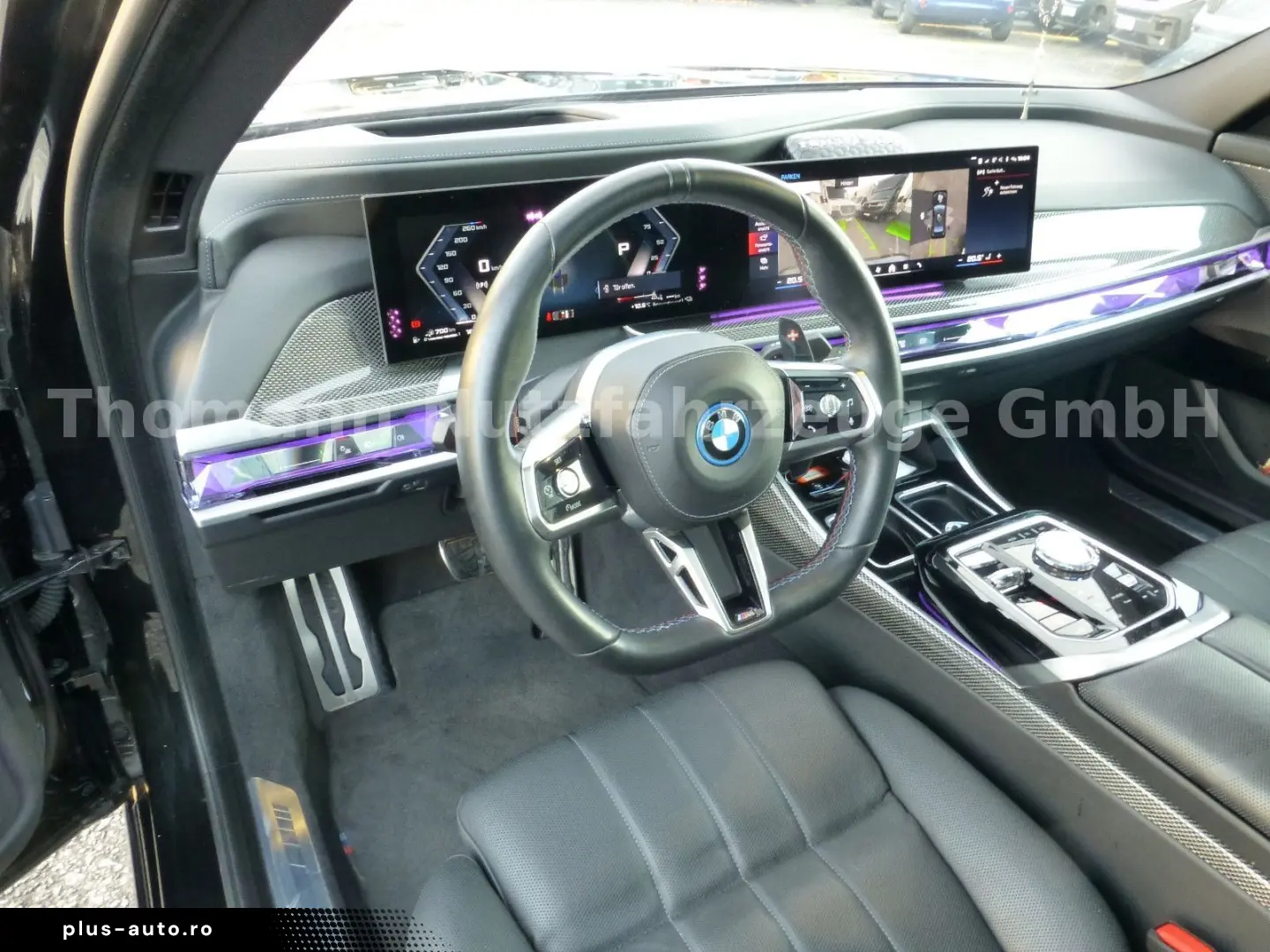 M760 7 M760 e xDrive Cinema Sky Lounge 2x 21 Zol