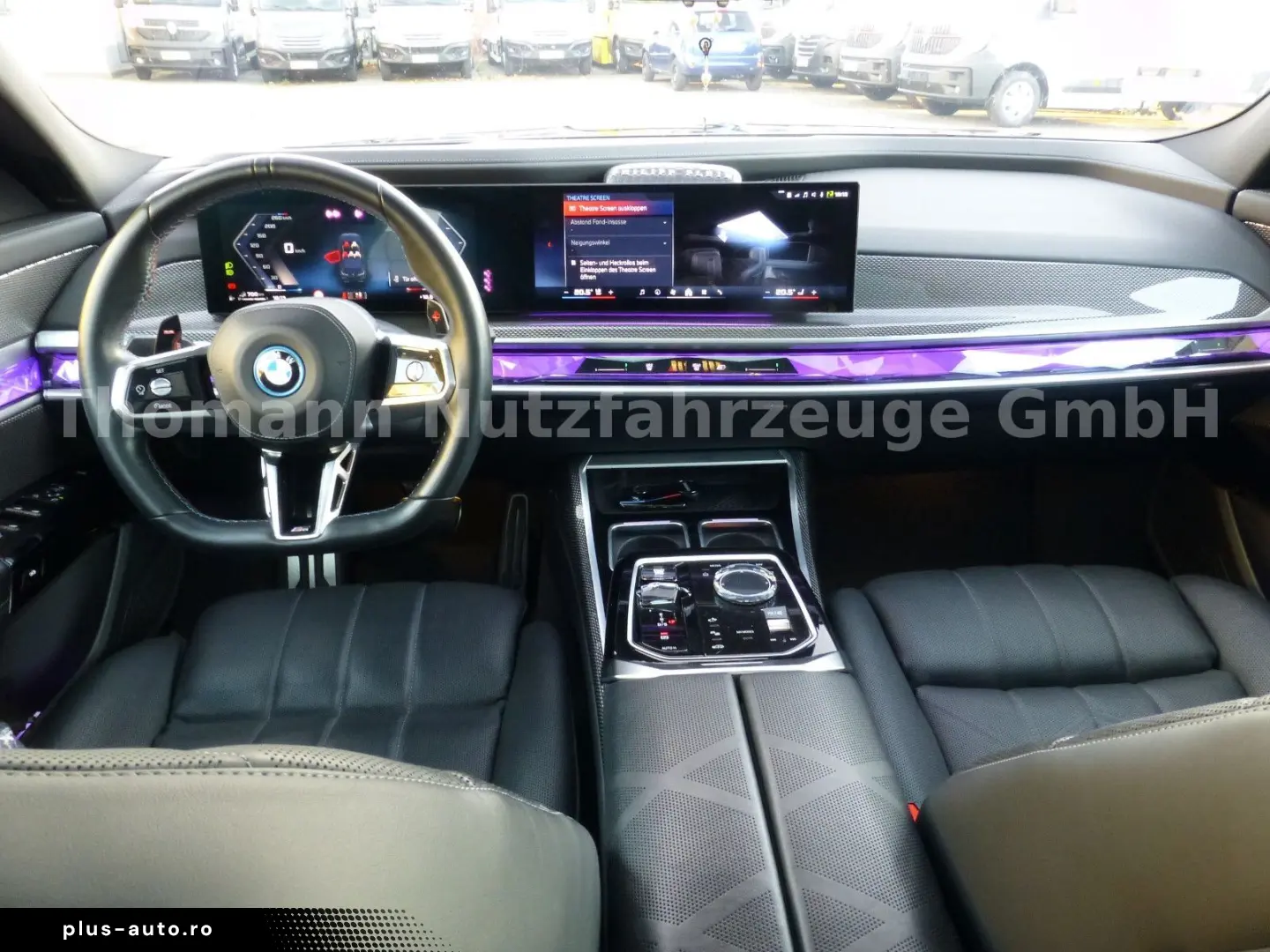 M760 7 M760 e xDrive Cinema Sky Lounge 2x 21 Zol