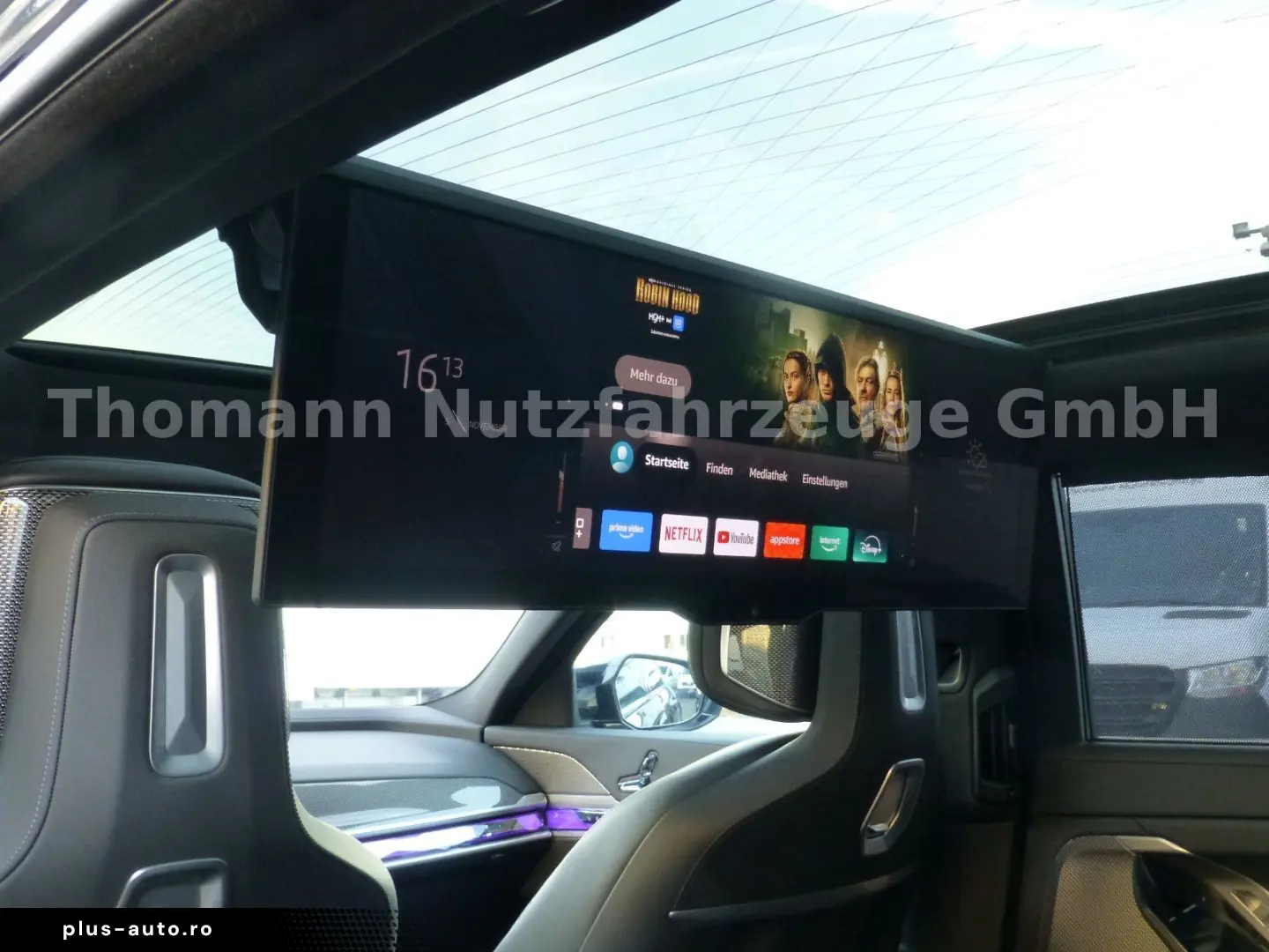 M760 7 M760 e xDrive Cinema Sky Lounge 2x 21 Zol