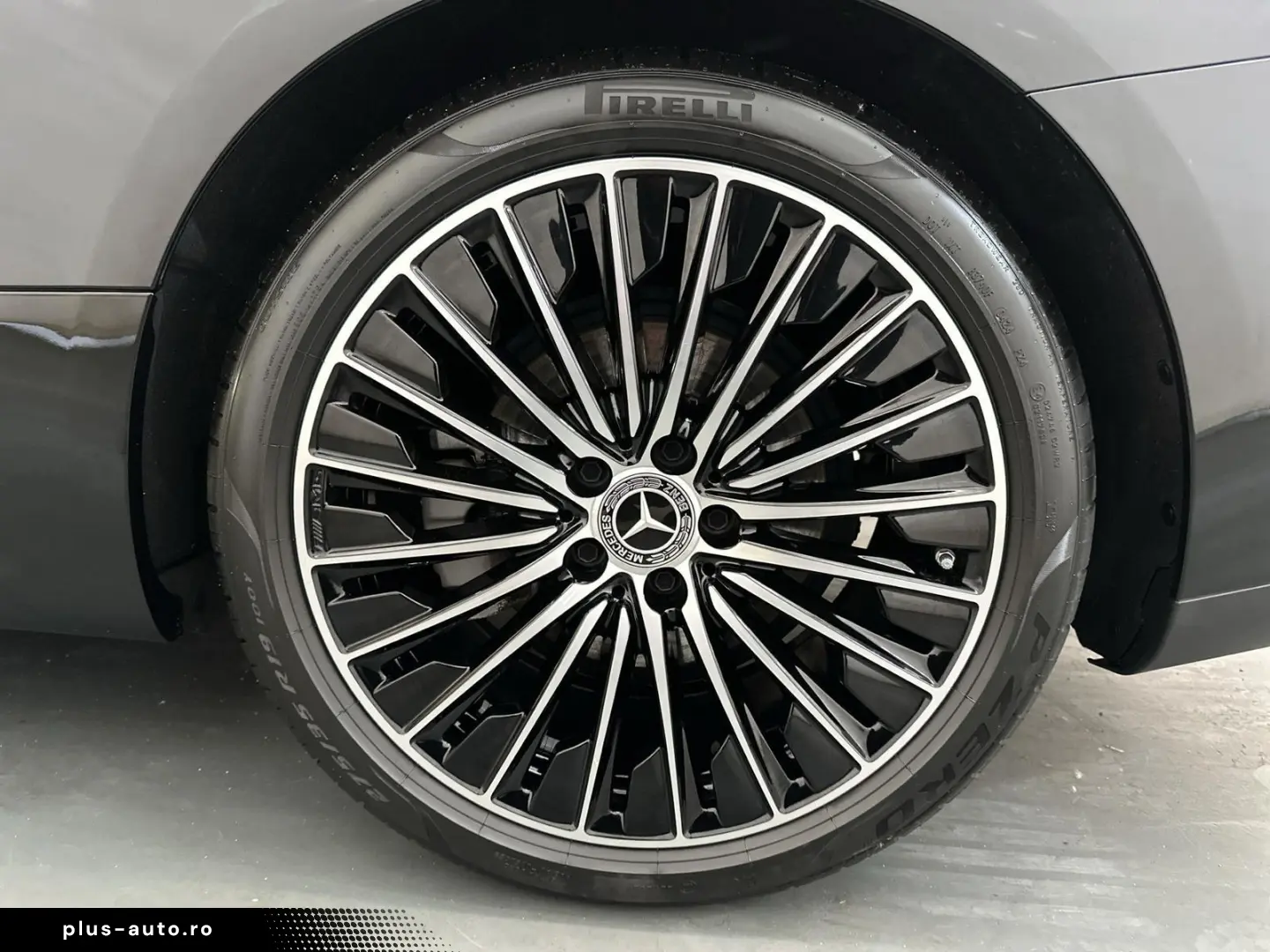 CLE 300 4M Coupe AMG Memory MULTIBEAM Pano 360