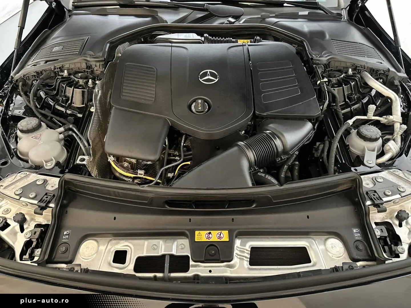 CLE 300 4M Coupe AMG Memory MULTIBEAM Pano 360