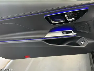 CLE 300 4M Coupe AMG Memory MULTIBEAM Pano 360