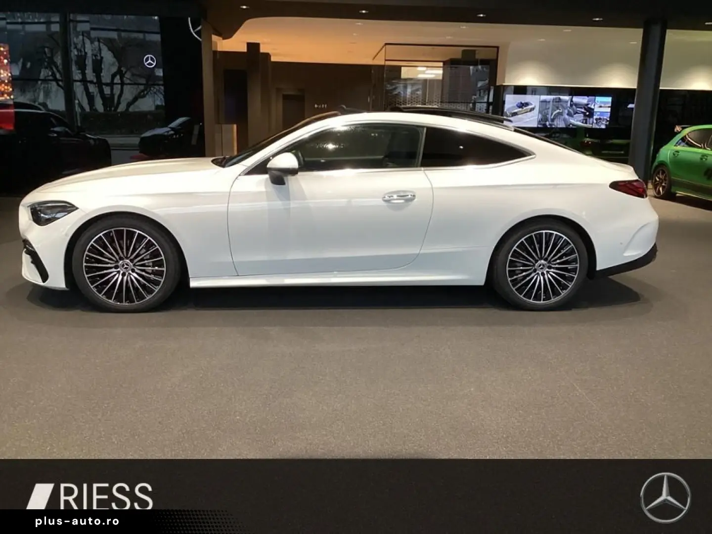 CLE 300 4M Cp AMG PANO FAHRASSIT DISTR MEMOR 360