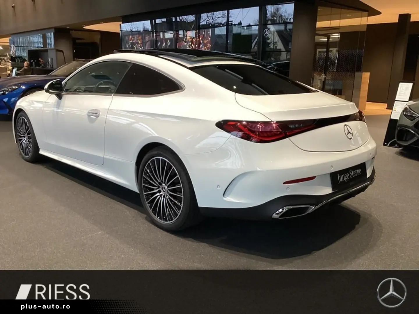 CLE 300 4M Cp AMG PANO FAHRASSIT DISTR MEMOR 360