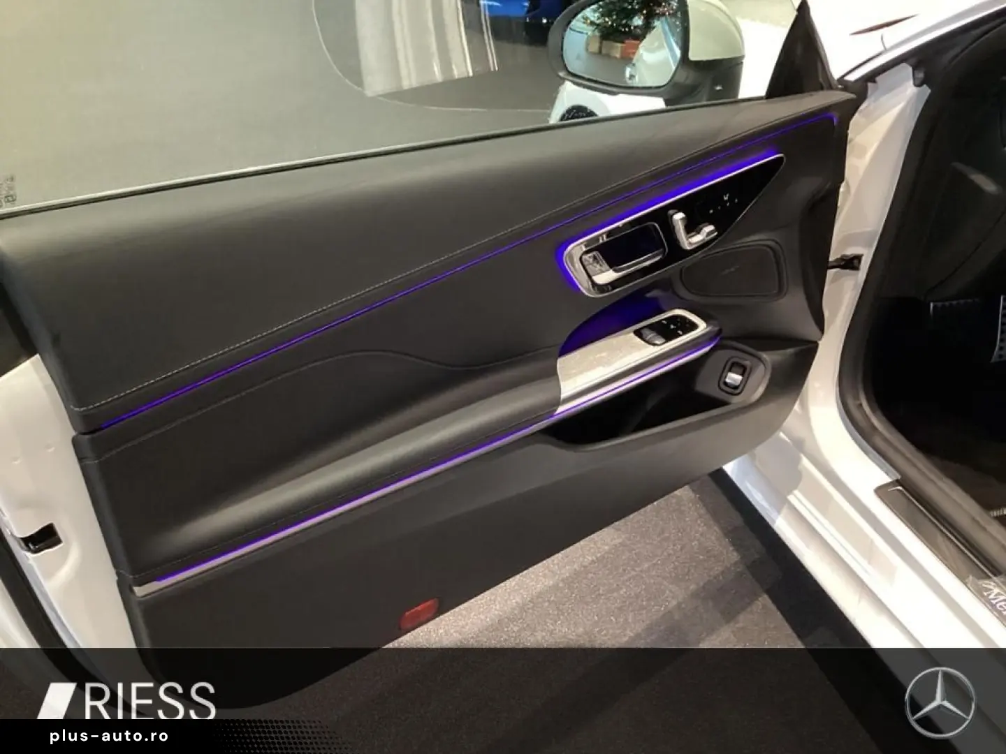 CLE 300 4M Cp AMG PANO FAHRASSIT DISTR MEMOR 360