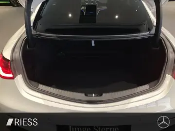 CLE 300 4M Cp AMG PANO FAHRASSIT DISTR MEMOR 360