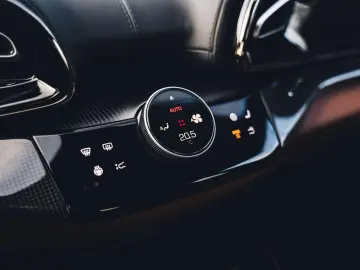 Purosangue Grigio Silverstone   Hea Mass Seats