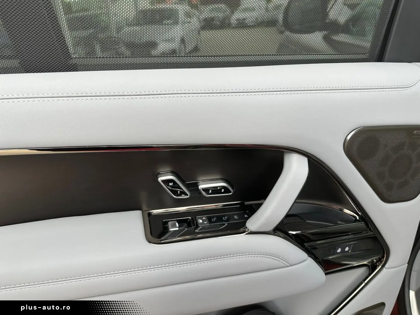 Range Rover 4.4 P615 SV 23Zoll AHK Stdhzg