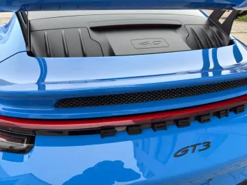 992 GT3 LIFT BOSE LEDERPAKET CARBON