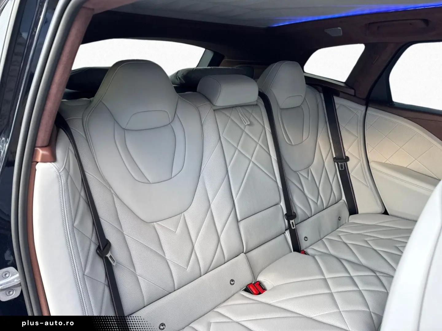 XM 50e LiveProf 360  Bowers&Wilkins  23