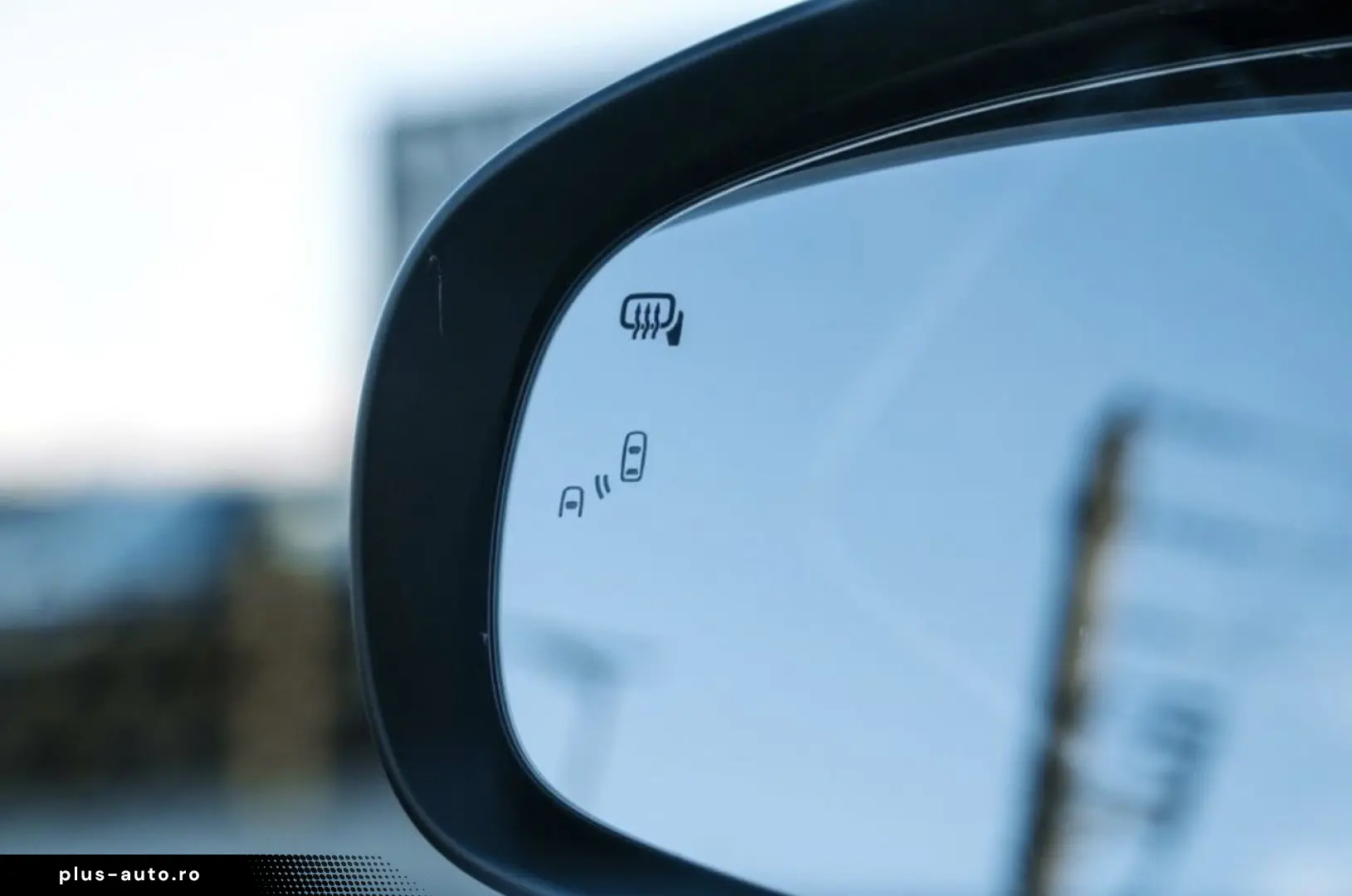 Suzuki (SX4) S-Cross