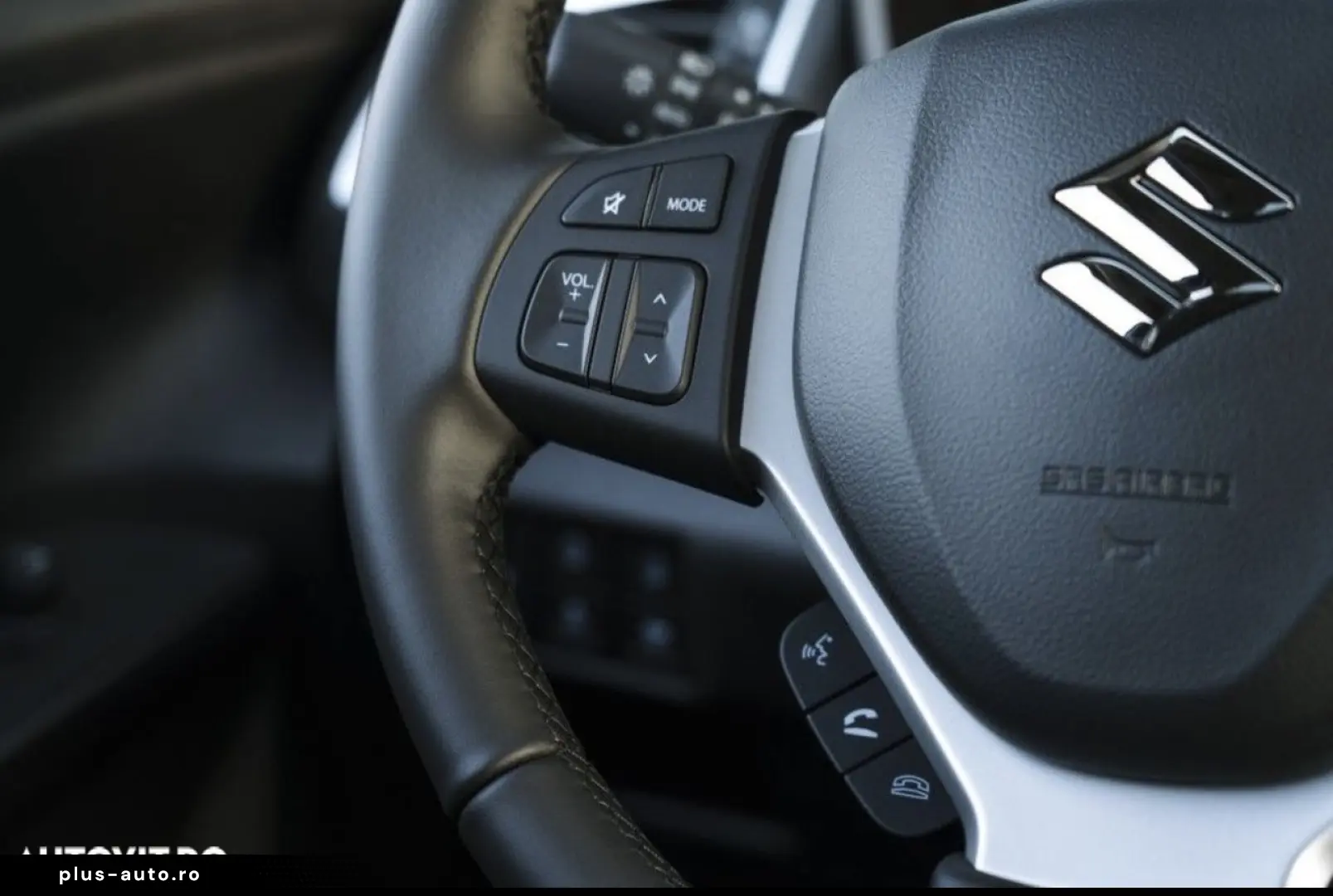 Suzuki (SX4) S-Cross