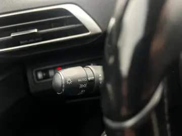 Peugeot 3008 Gen-Ii-2016