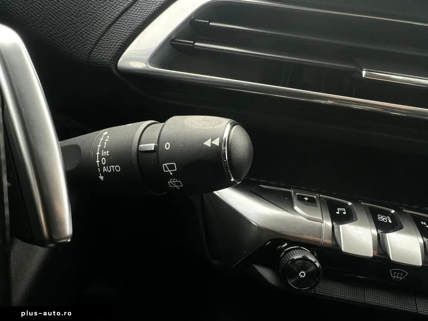 Peugeot 3008 Gen-Ii-2016