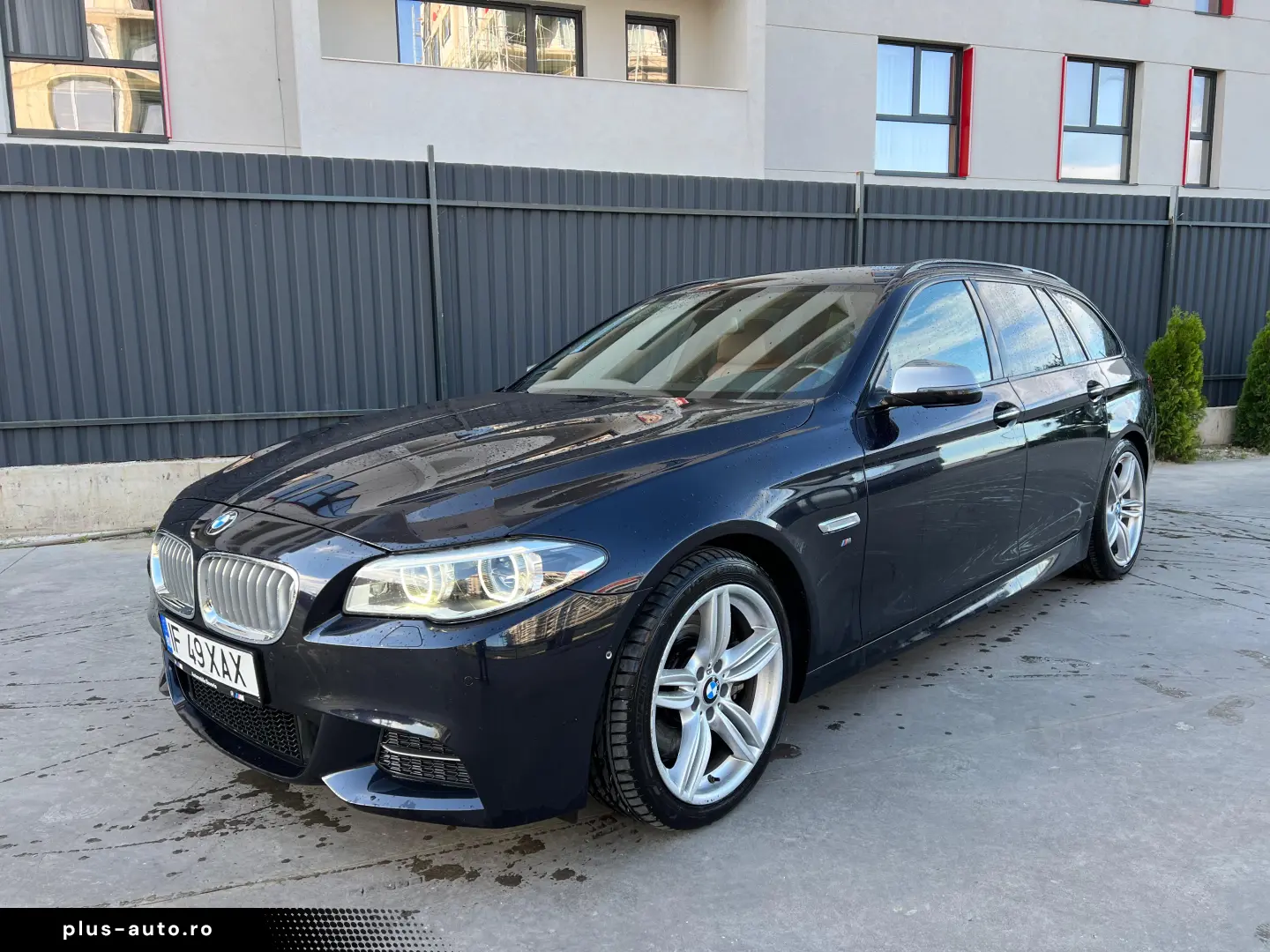 BMW M550