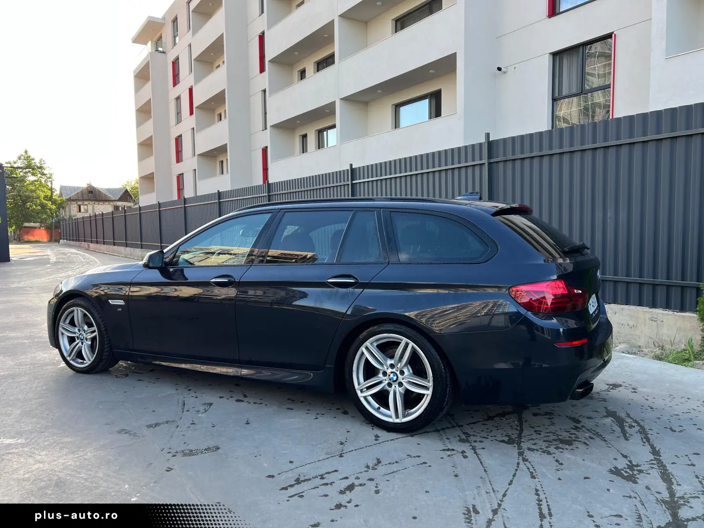 BMW M550