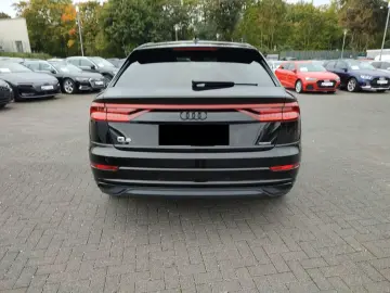 Q8 SUV 50 TDI quattro S line Optikpaket virtual