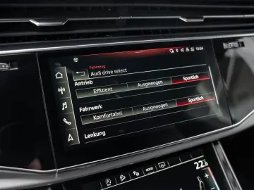 Q8 50 3.0 TDI quattro Kam. Leder Navi Sportp. LM