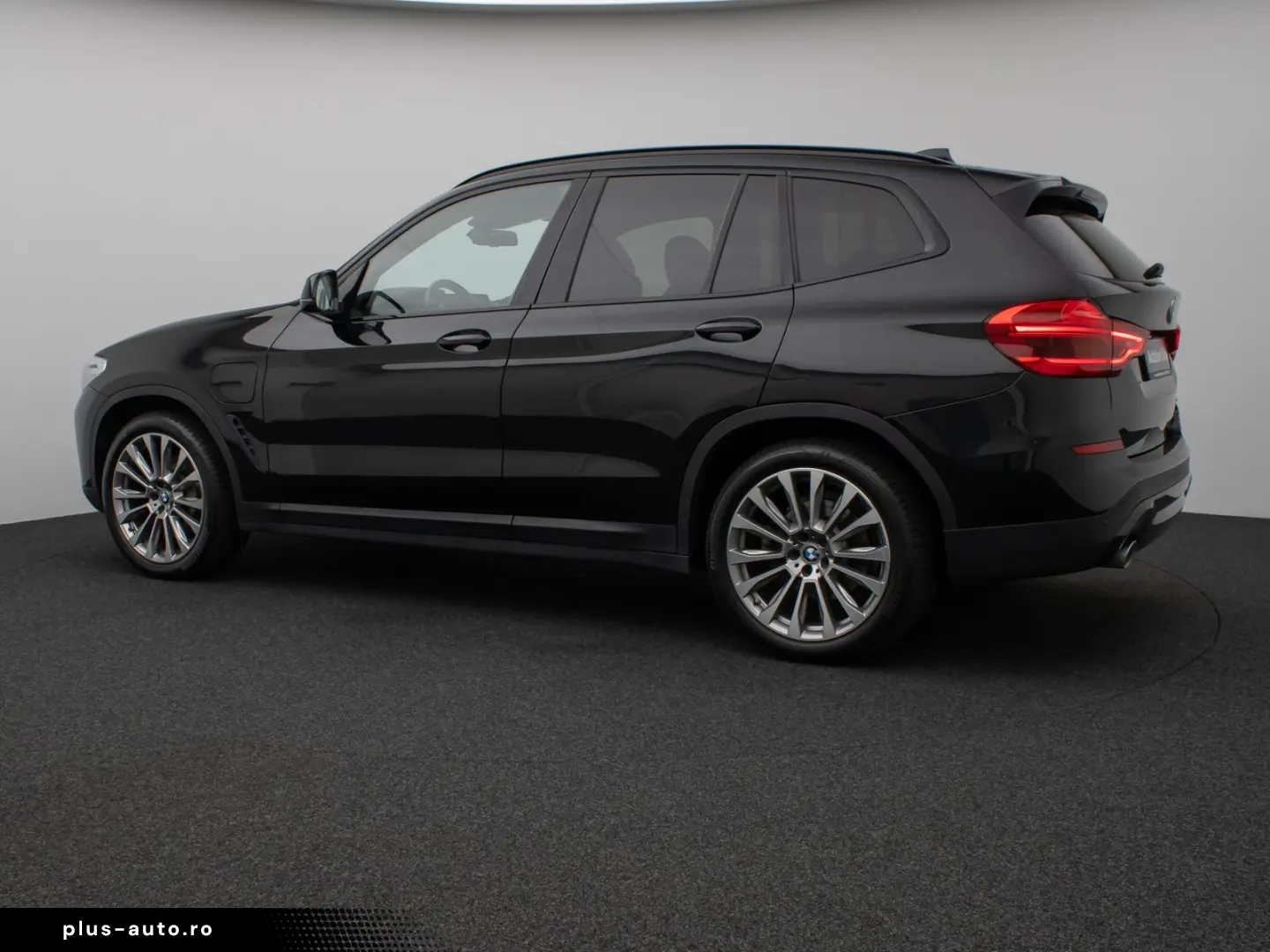 X3 xD30e Panorama HUD DAB HiFi Komfort Sport 20