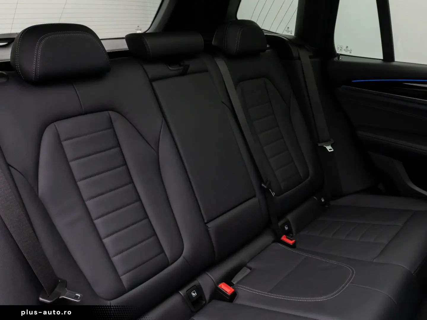 X3 xD30e Panorama HUD DAB HiFi Komfort Sport 20