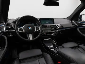 X3 xD30e Panorama HUD DAB HiFi Komfort Sport 20