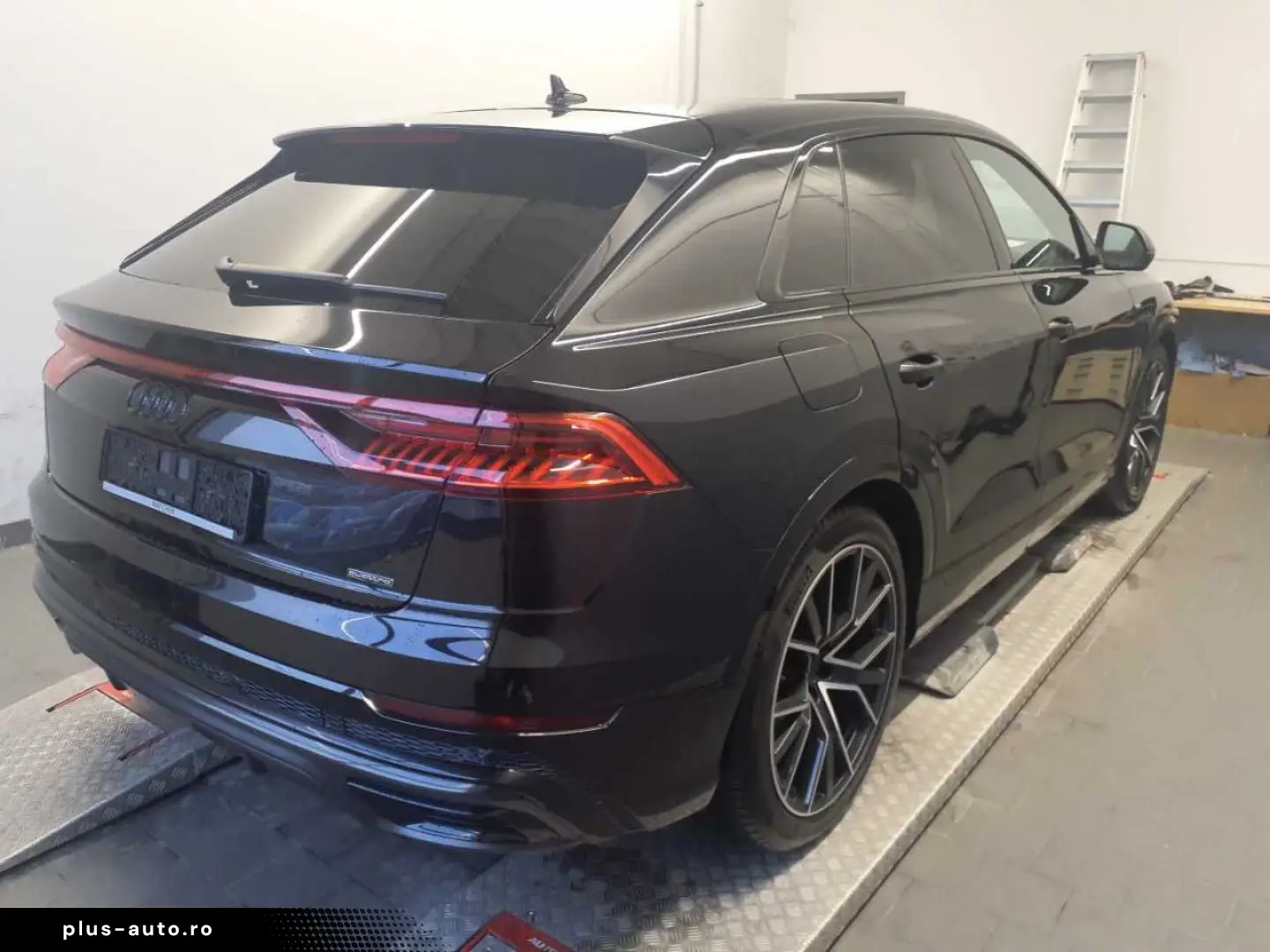 Q8 S line comp. plus 50 TDI Pano HD Matrix B&O A