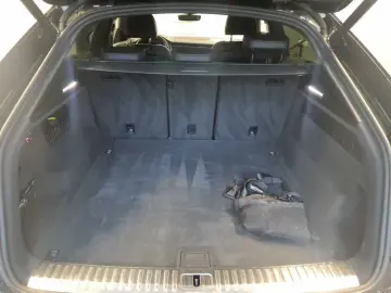 Q8 S line comp. plus 50 TDI Pano HD Matrix B&O A