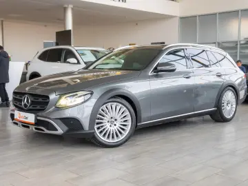 Mercedes-Benz E-Class 220D 4Matic All-Terrain