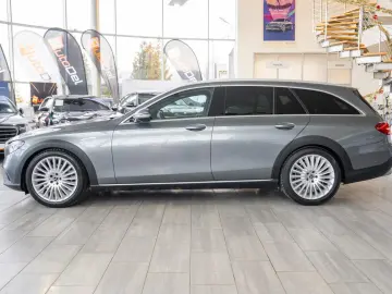 Mercedes-Benz E-Class 220D 4Matic All-Terrain