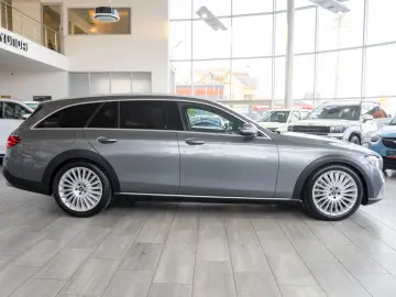 Mercedes-Benz E-Class 220D 4Matic All-Terrain