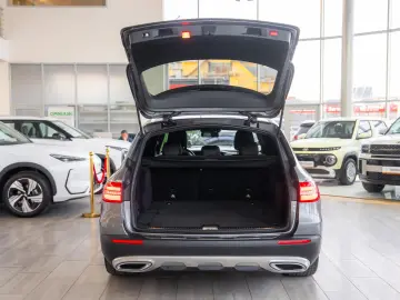 Mercedes-Benz E-Class 220D 4Matic All-Terrain